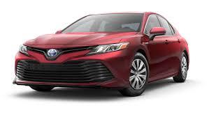 2020 Toyota Camry Hybrid Models | LE vs ...