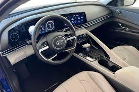 2023 Hyundai Elantra Hybrid Reviews ...